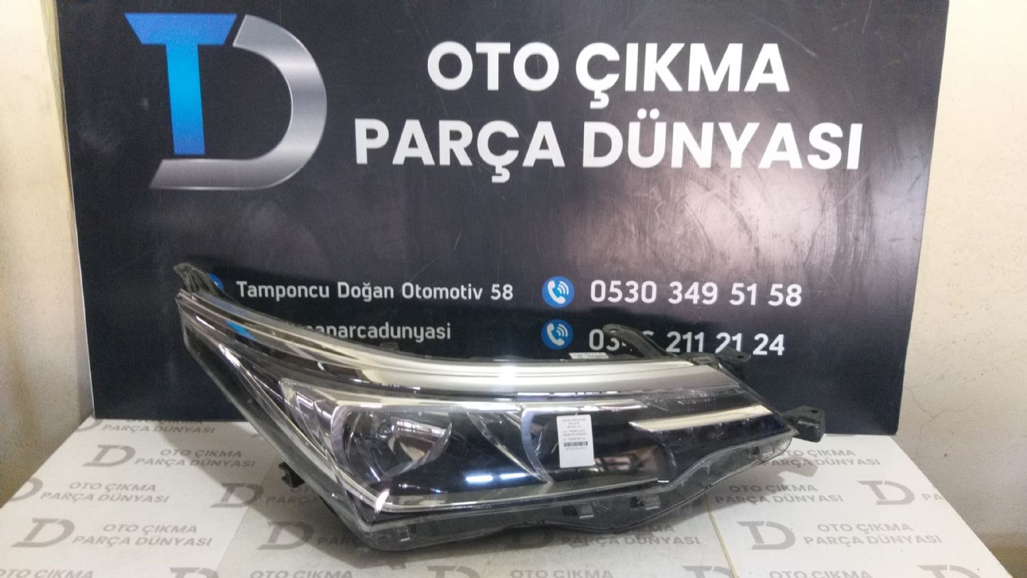 TOYOTA COROLLA SAĞ FAR 16-18