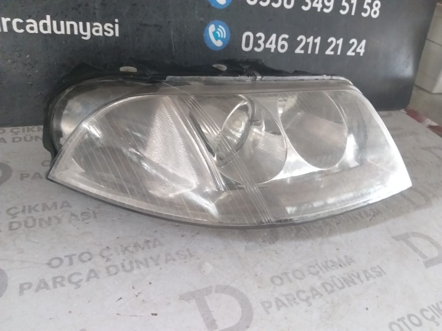 VOLKSWAGEN PASSAT B8 SA� FAR (00-05)