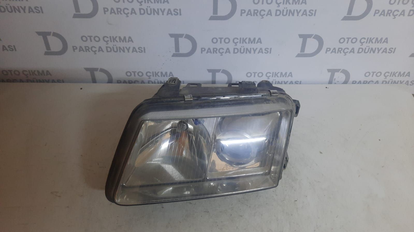 AUDİ A 3 SOL FAR 97-00
