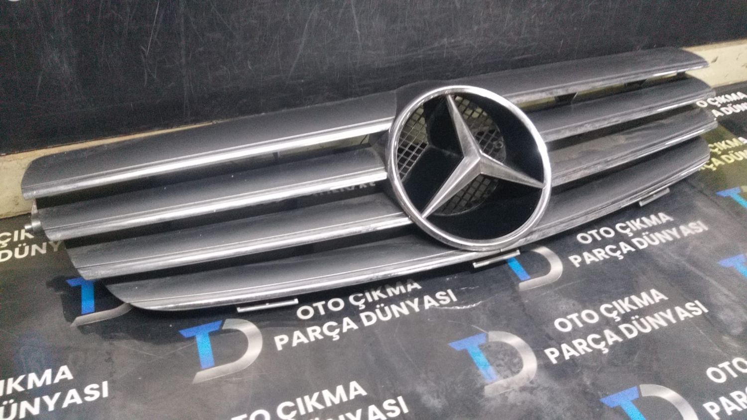 MERCEDES CLS W219 �N PANJUR [04-08]