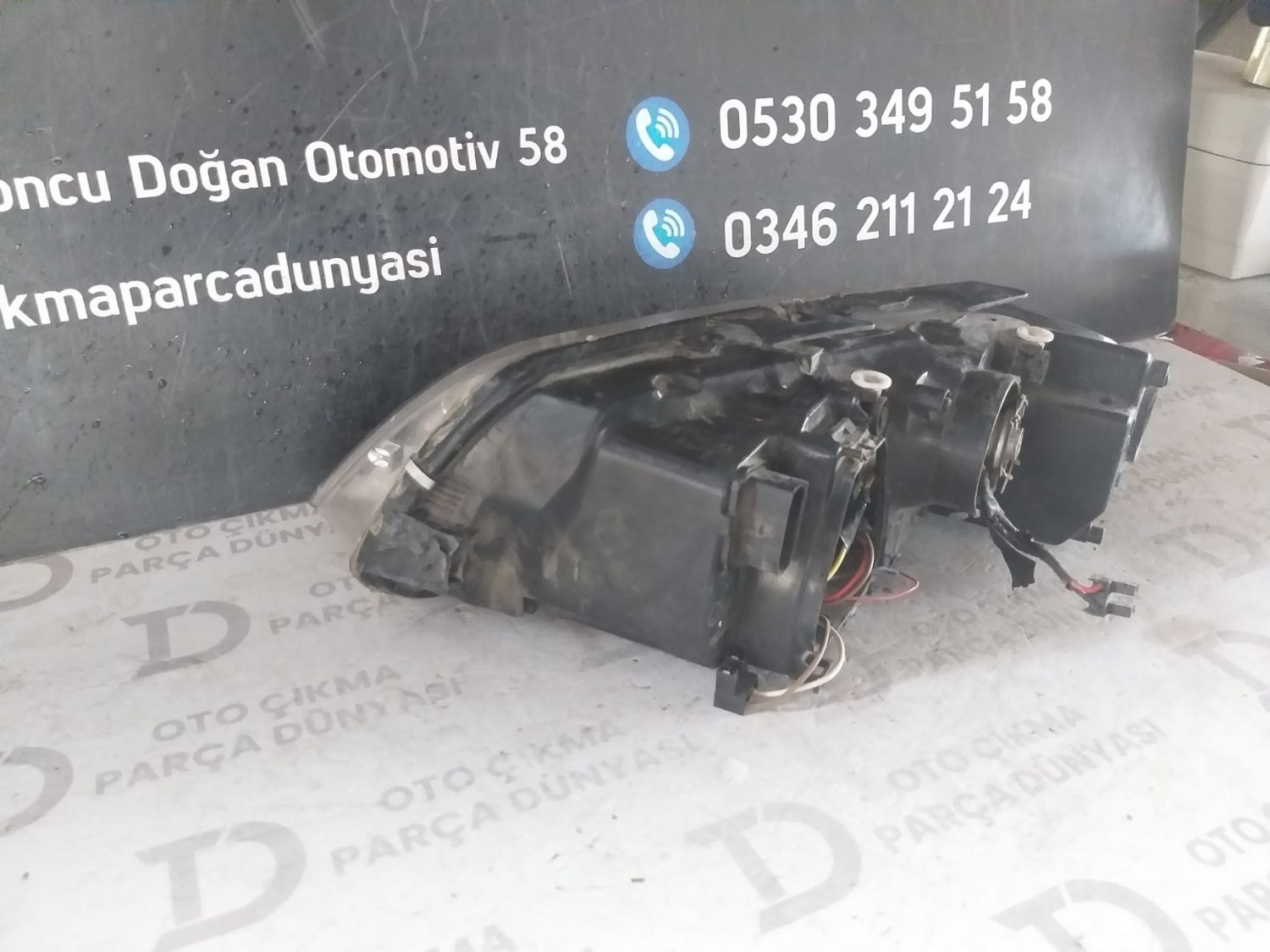 VOLKSWAGEN PASSAT B8 SA� FAR (00-05)