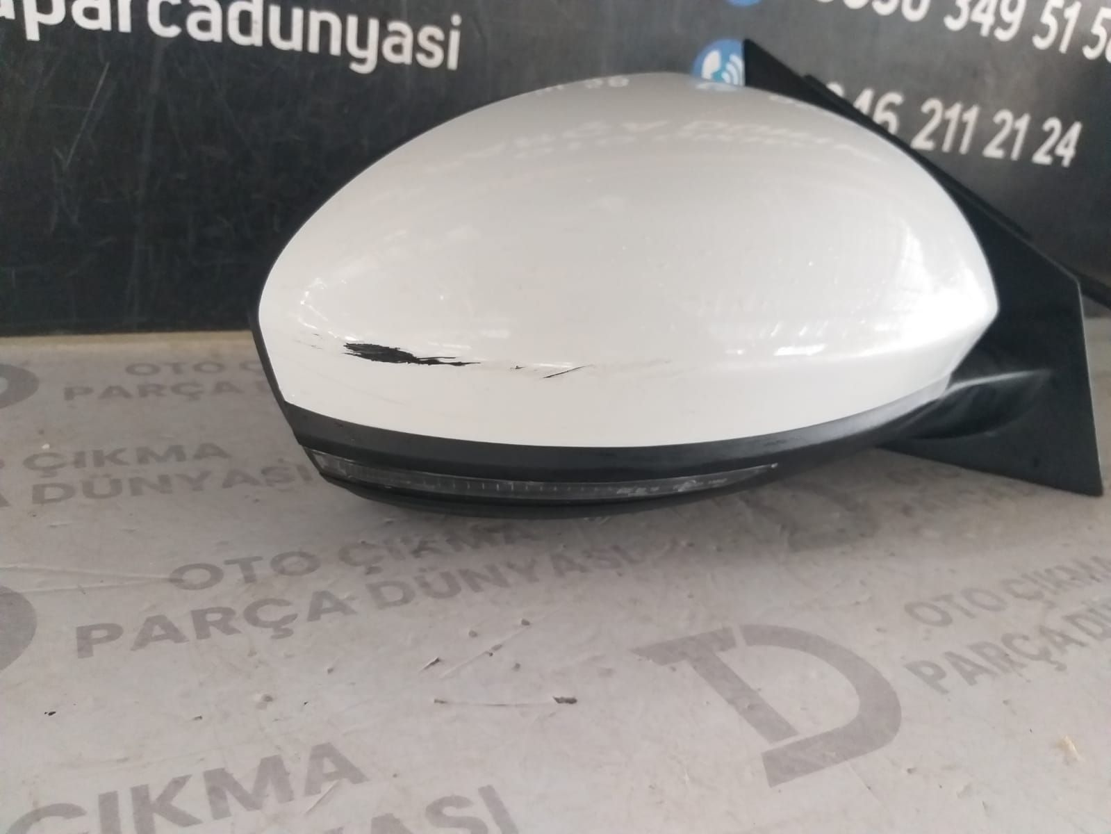 RENAULT MEGANE 4 SA� D�K�Z AYNASI KATLANIR