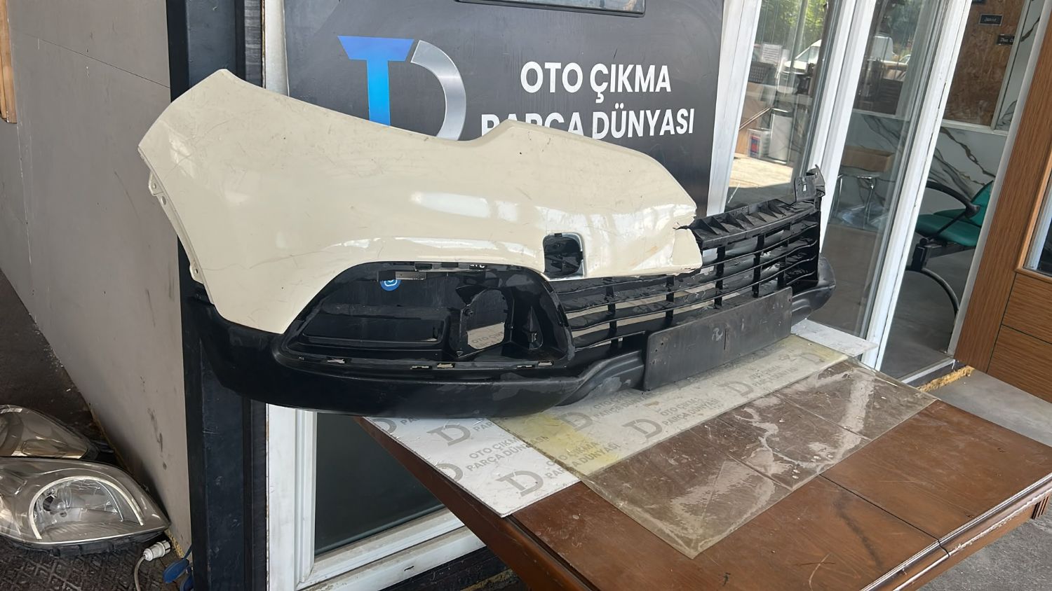 RENAULT CAPTUR �N TAMPON