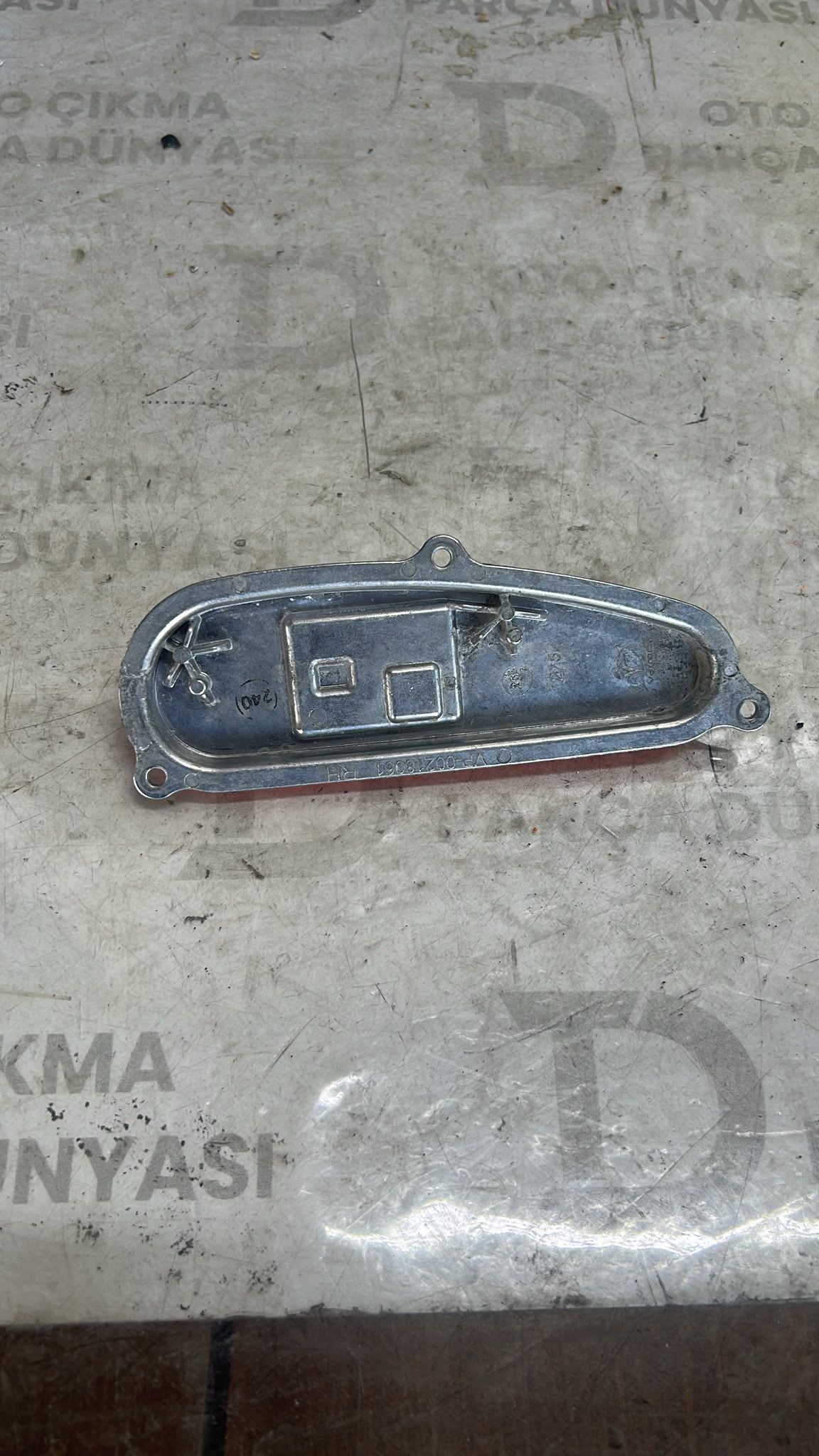 DAC�A SANDERO FAR BEYN�
