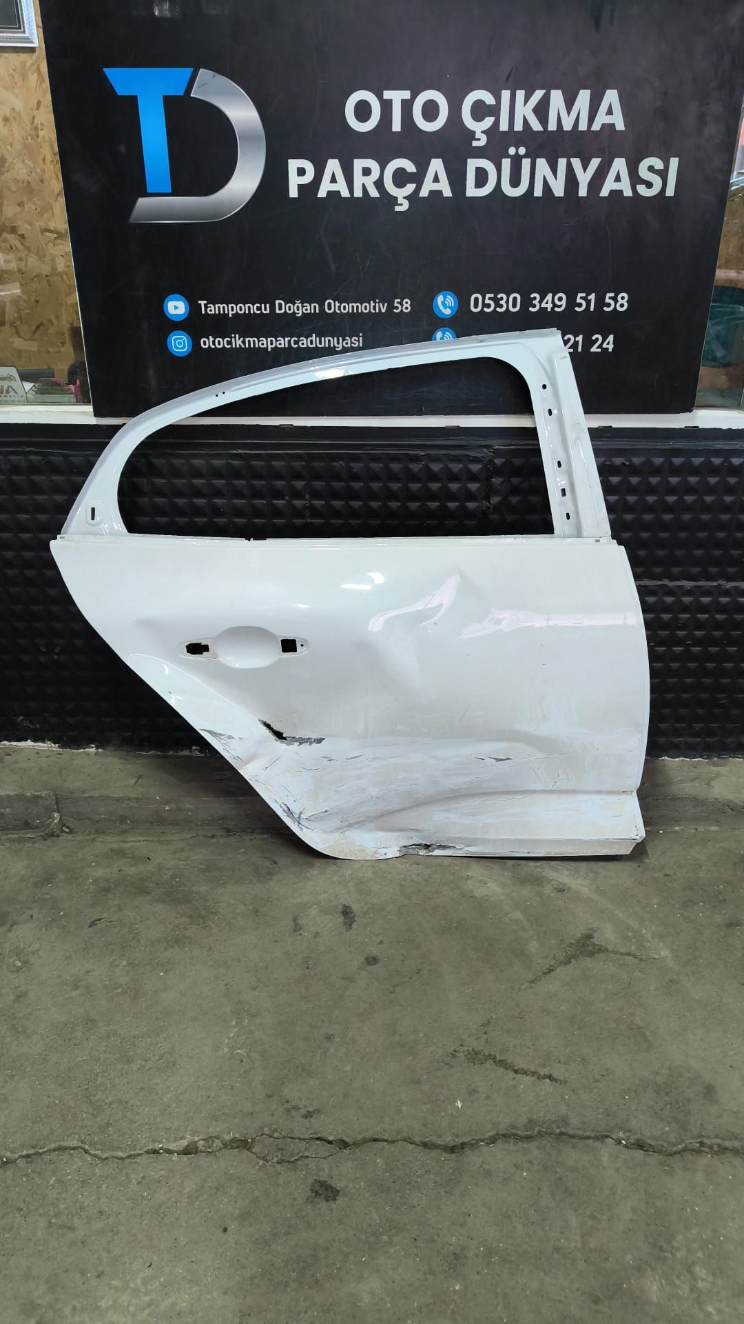 RENAULT MEGANE 4 SA� ARKA KAPI [16-25]