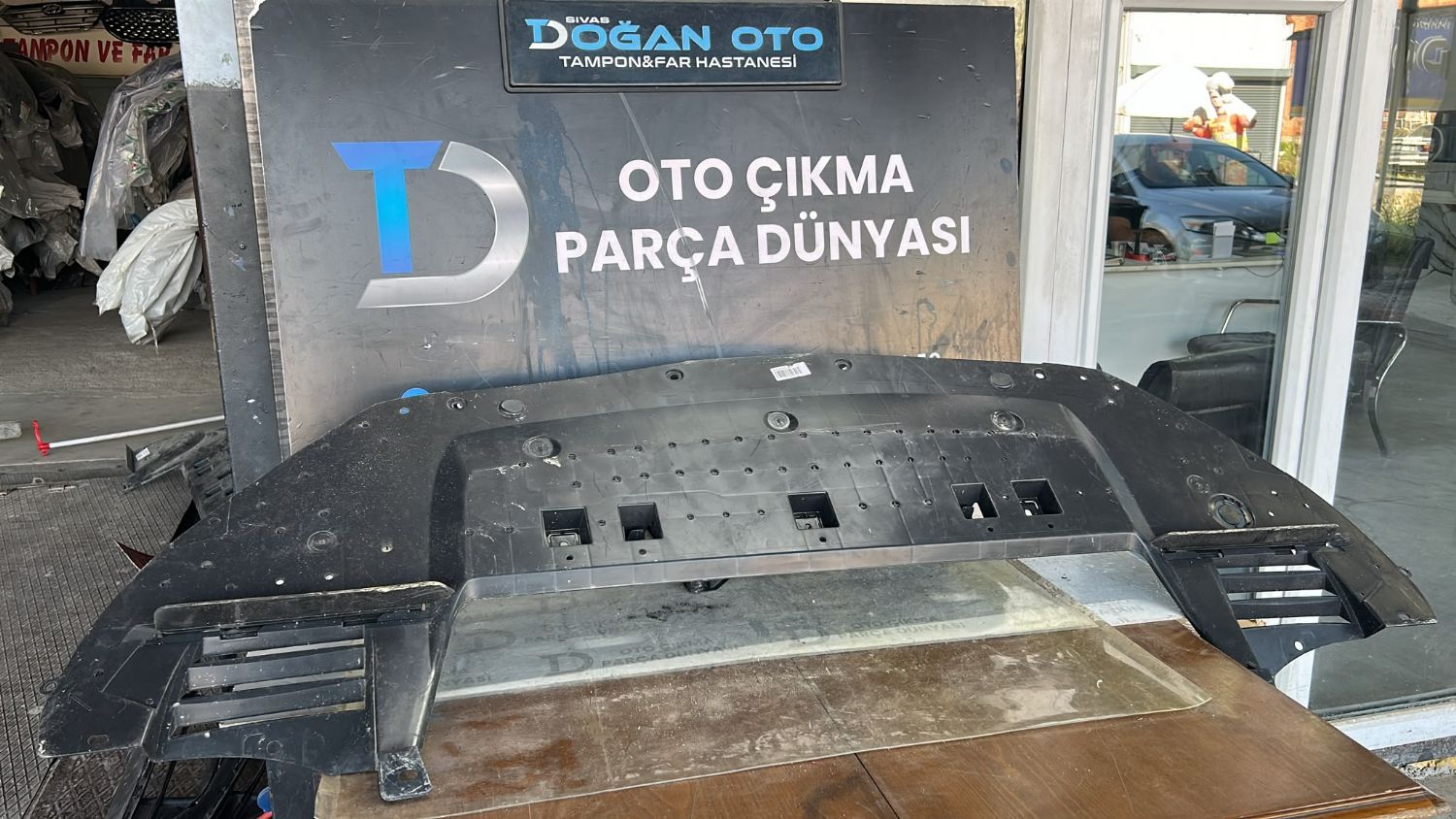 Peugeot 308-508 Uyumlu �n Tampon Alt Muhafaza