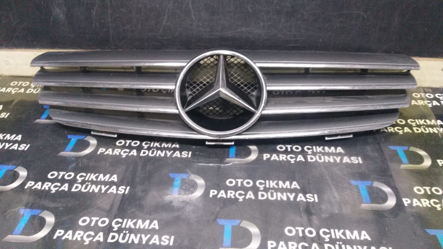 MERCEDES CLS W219 �N PANJUR [04-08]