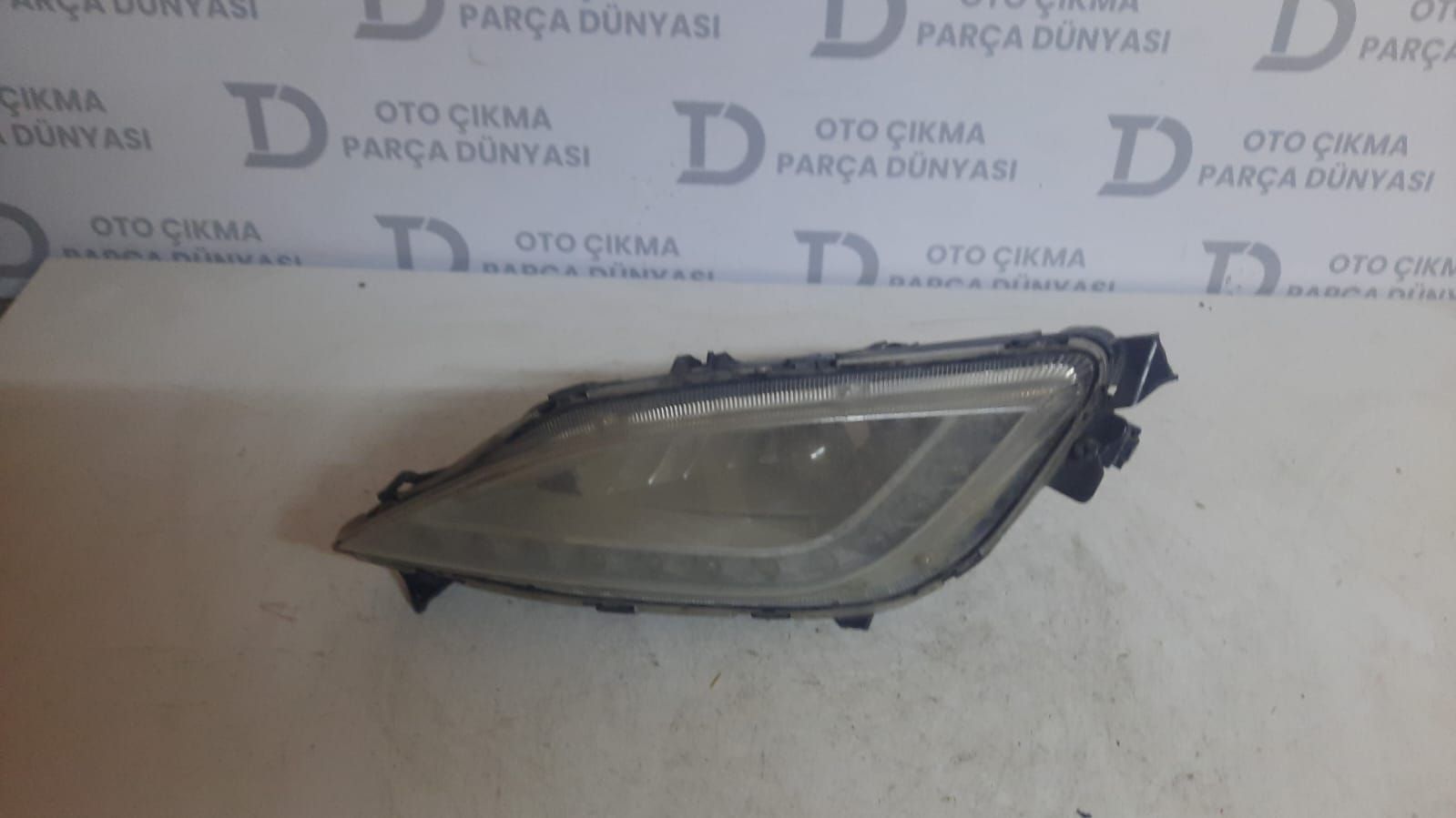 HYUNDAİ İ 20 SOL SİS FARI