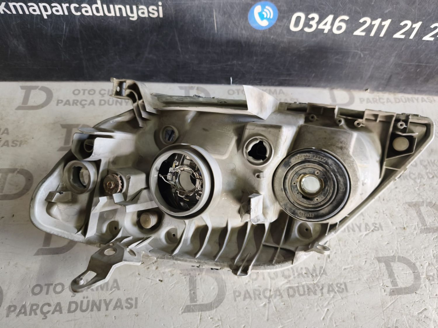 TOYOTA COROLLA SA� FAR SEDAN [ 2003-2006 ]