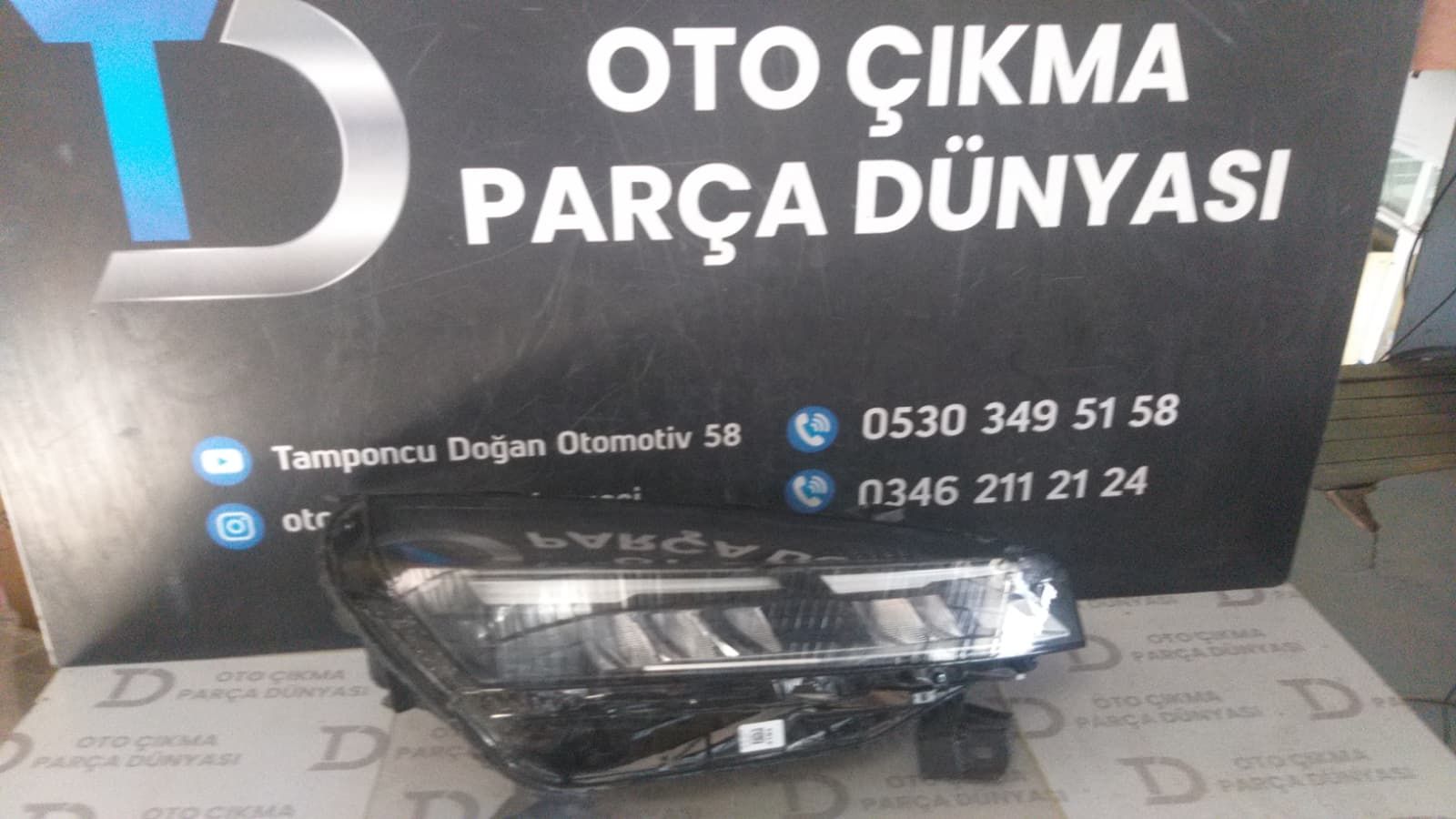 RENAULT CLİO 5.5 SAĞ FAR 2013