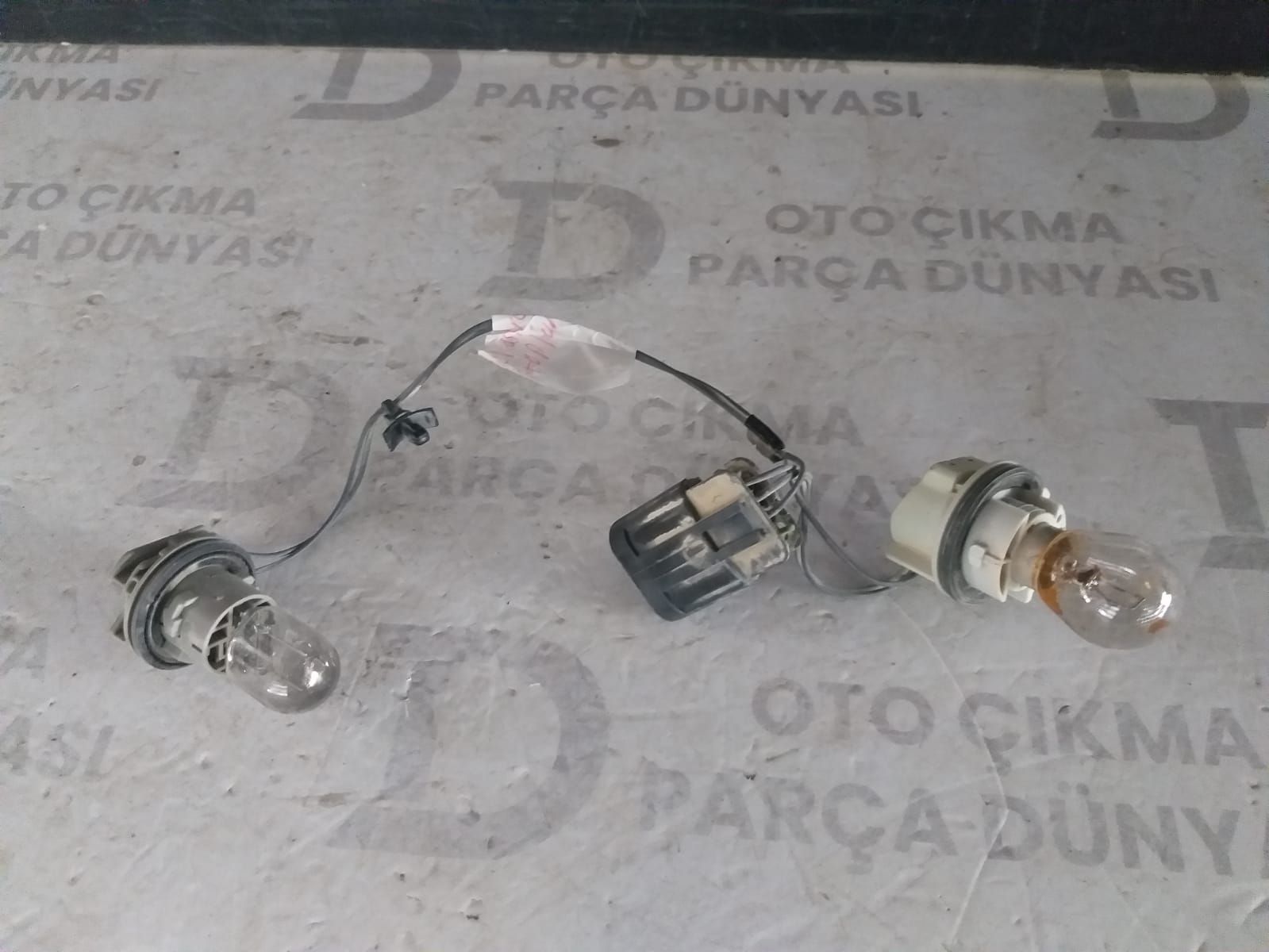 OPEL ASTRA J STOP LAMBASI