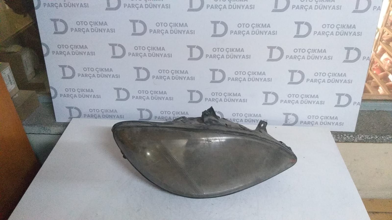 MERCEDES VTO SA FAR W 639 04-10