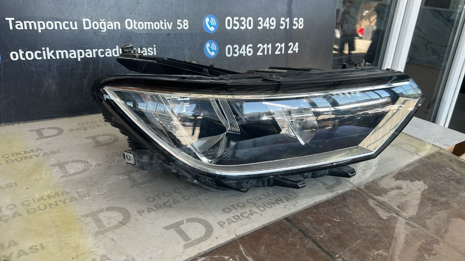 VOLKSWAGEN PASSAT B8 LEDL� SA� FAR