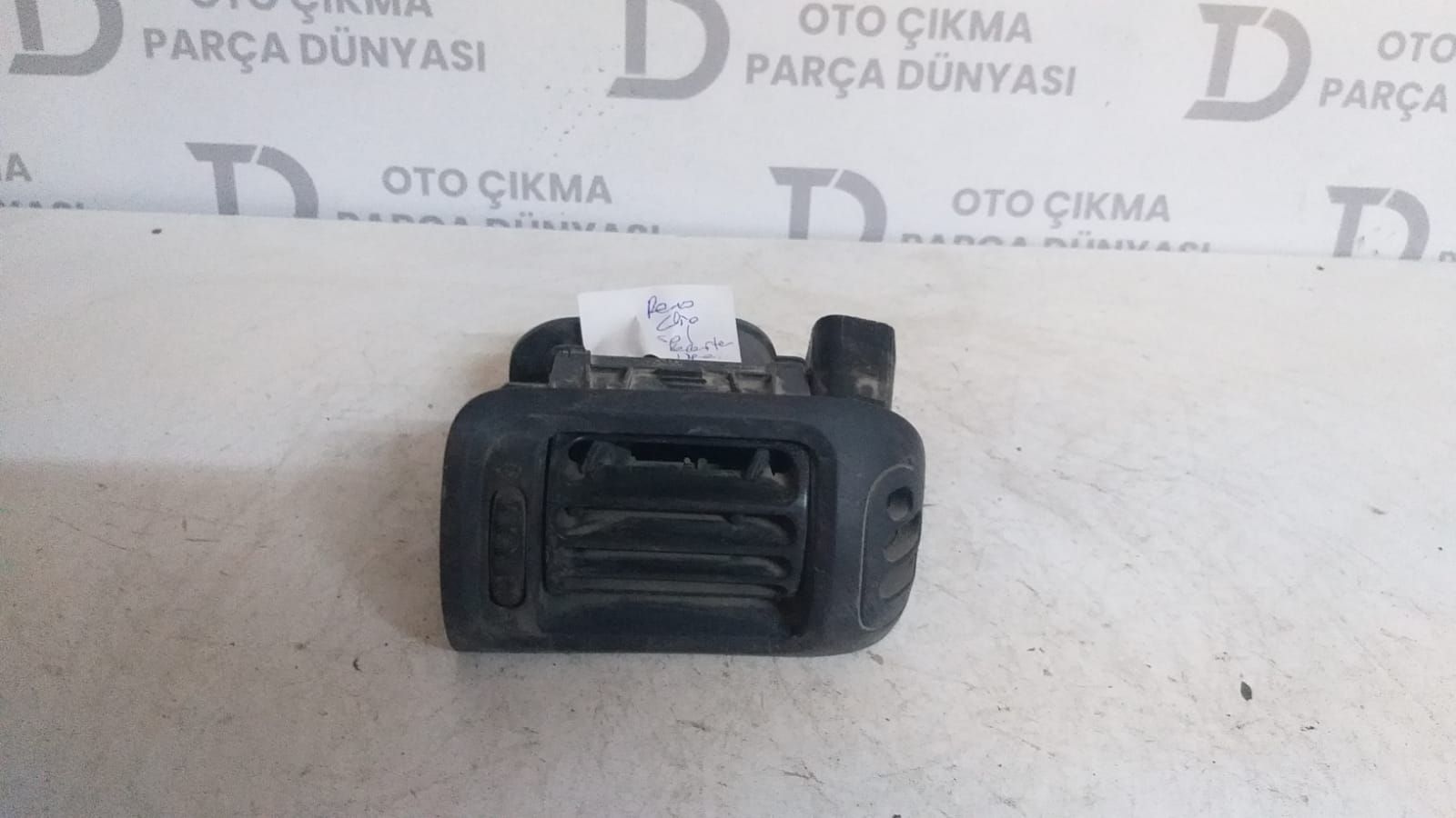 RENAULT CLİO SOL KALORİFER IZGARASI