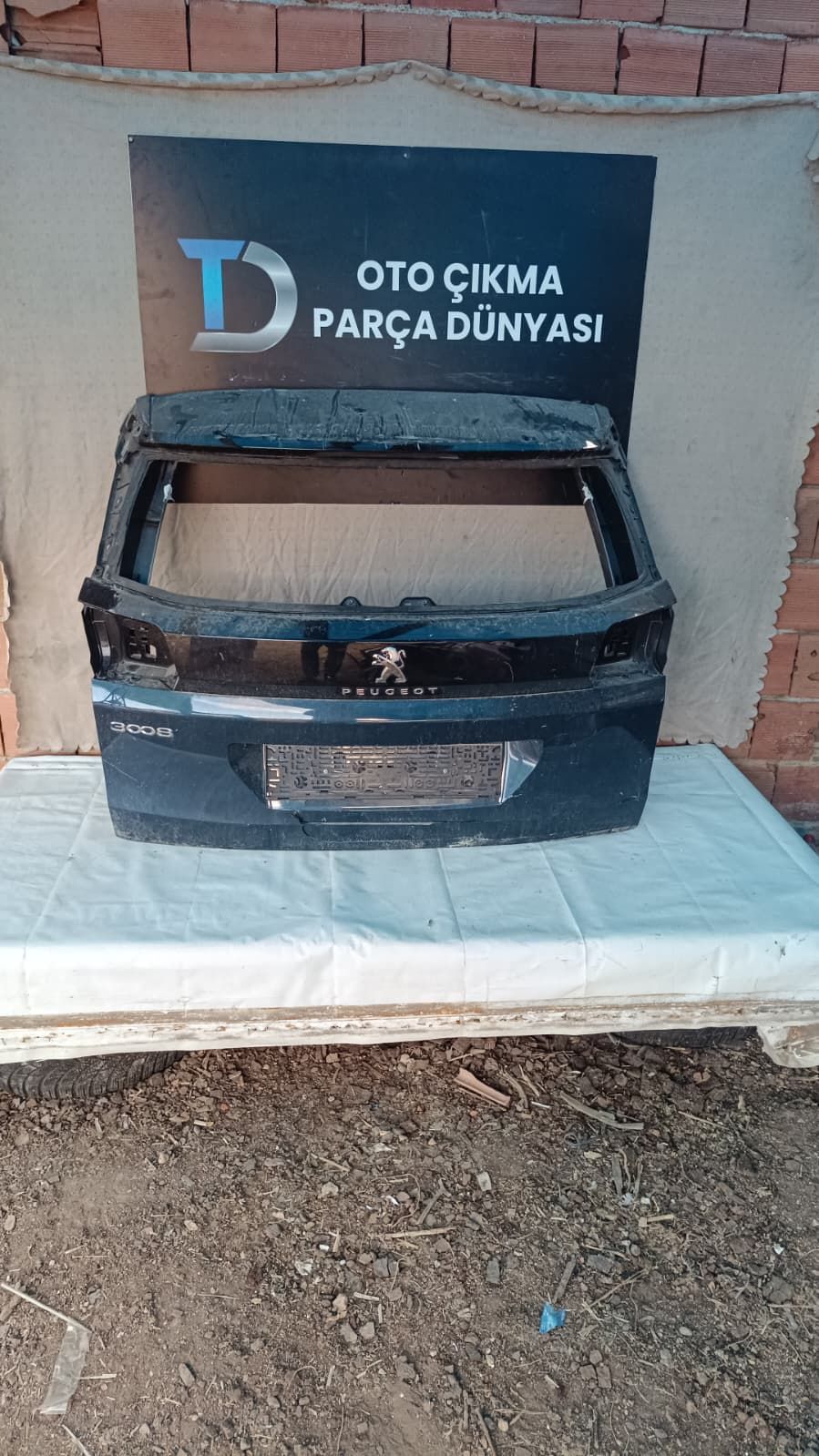PEUGEOT 3008 BAGAJ KAPAI 18-24