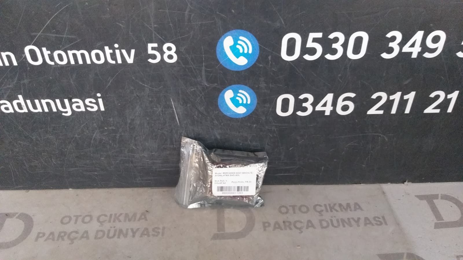 MERCEDES W 221 SOL SA BAGAJ  AYDINLATMA LAMBASI 