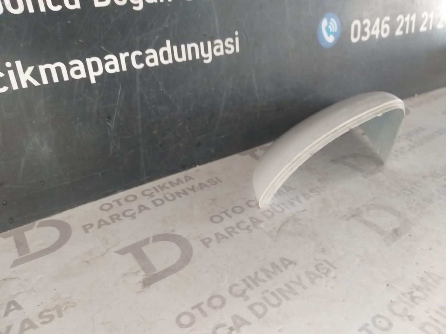 VOLKSWAGEN GOLF 7 SOL AYNA KAPA�I