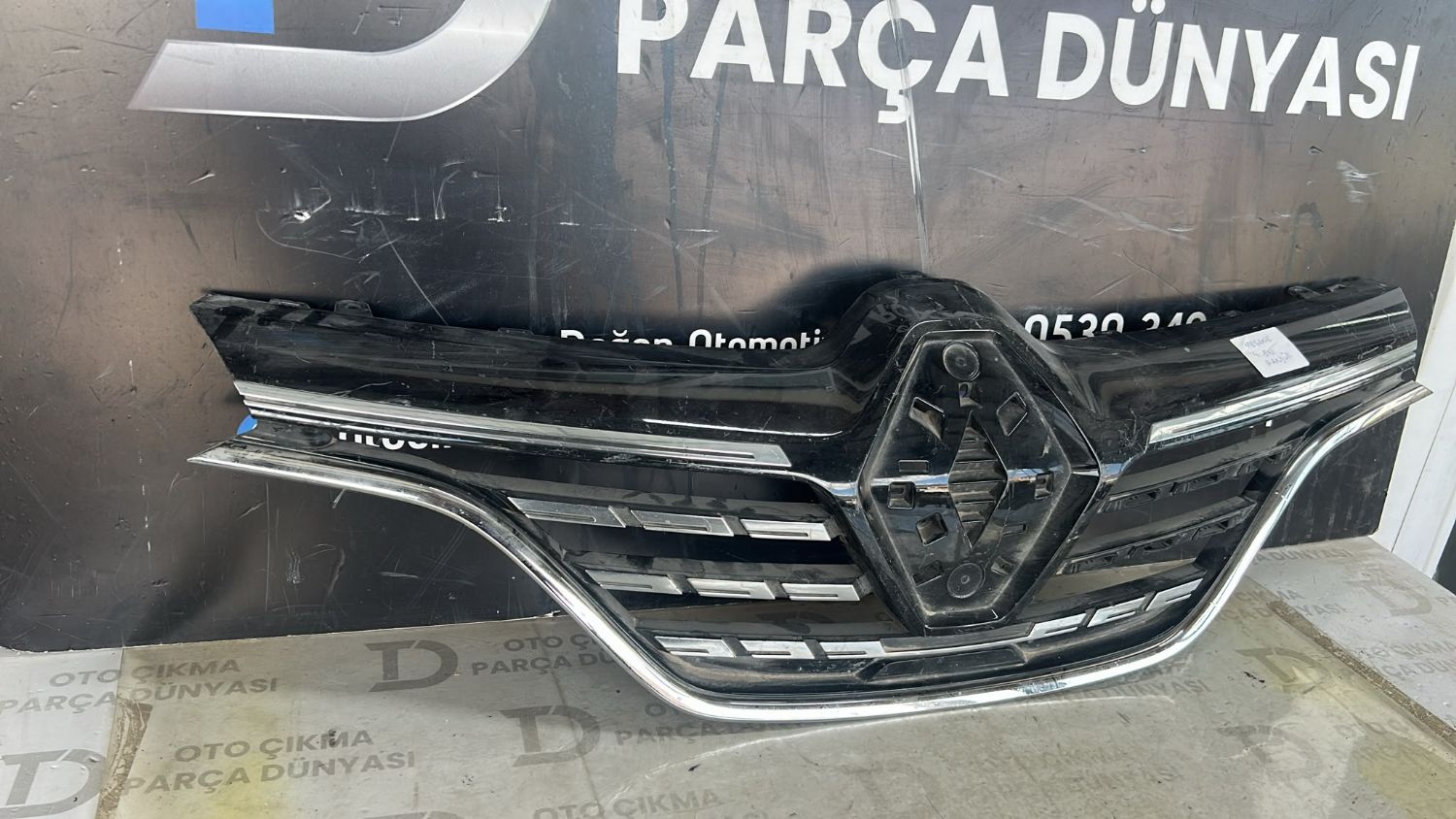 Renault Megane 4 �n Panjur