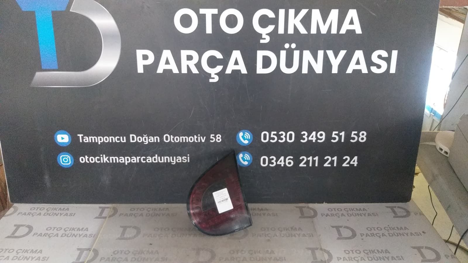 VOLKSWAGEN GOLF 5 SA  STOP