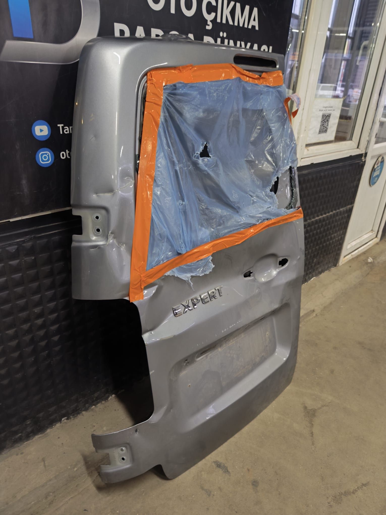 PEUGEOT EXPERT SOL ARKA BAGAJ KAPA�I [21]