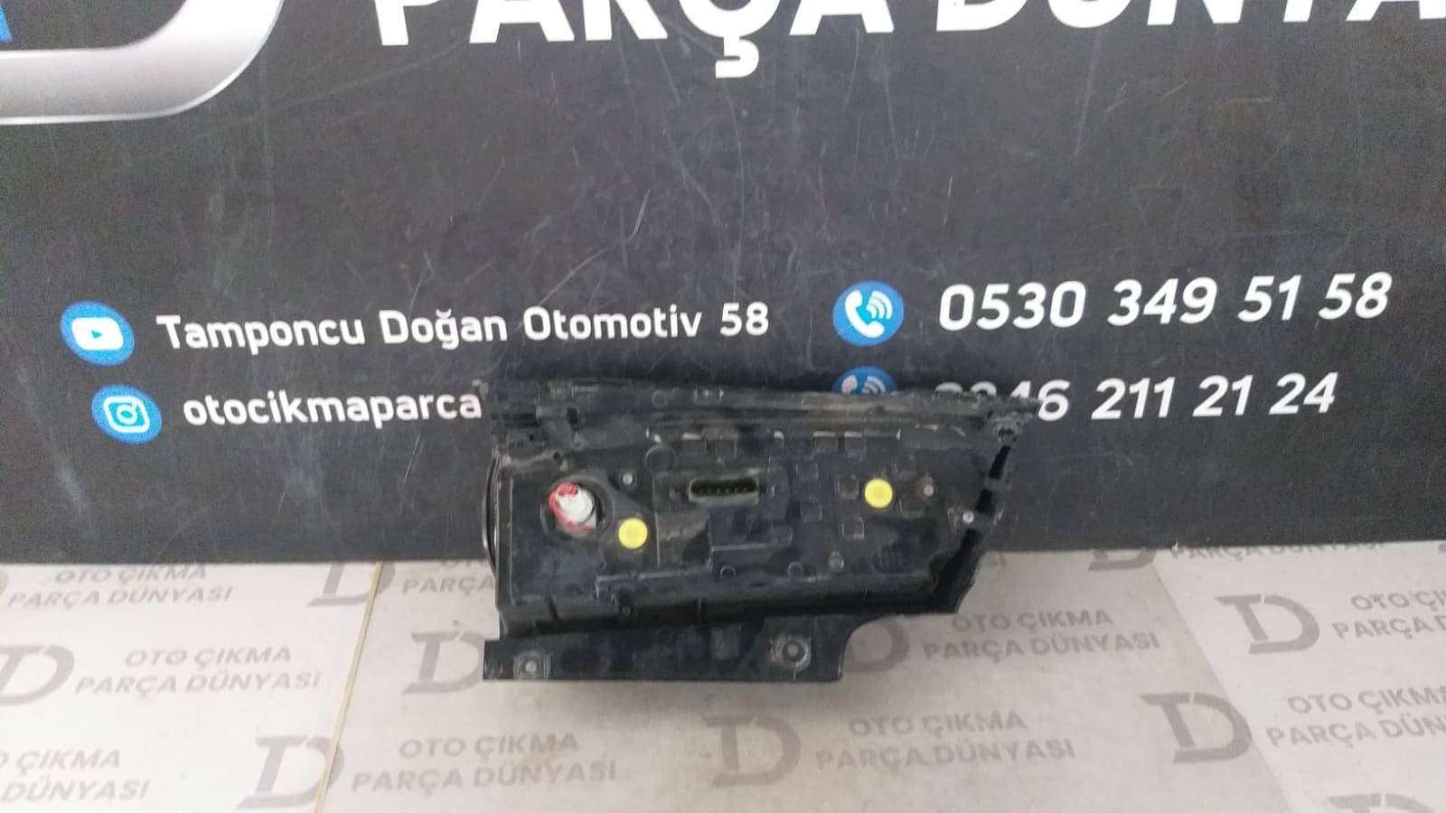 MERCEDES V�TO SA� STOP LEDL� W 447 20-24
