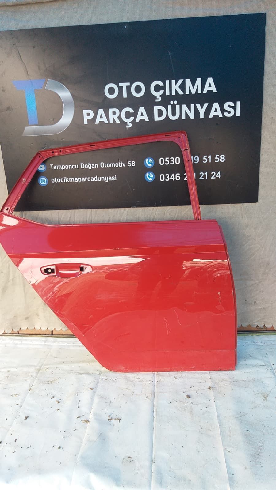 SKODA RAPİD SAĞ ARKA KAPI 14-18