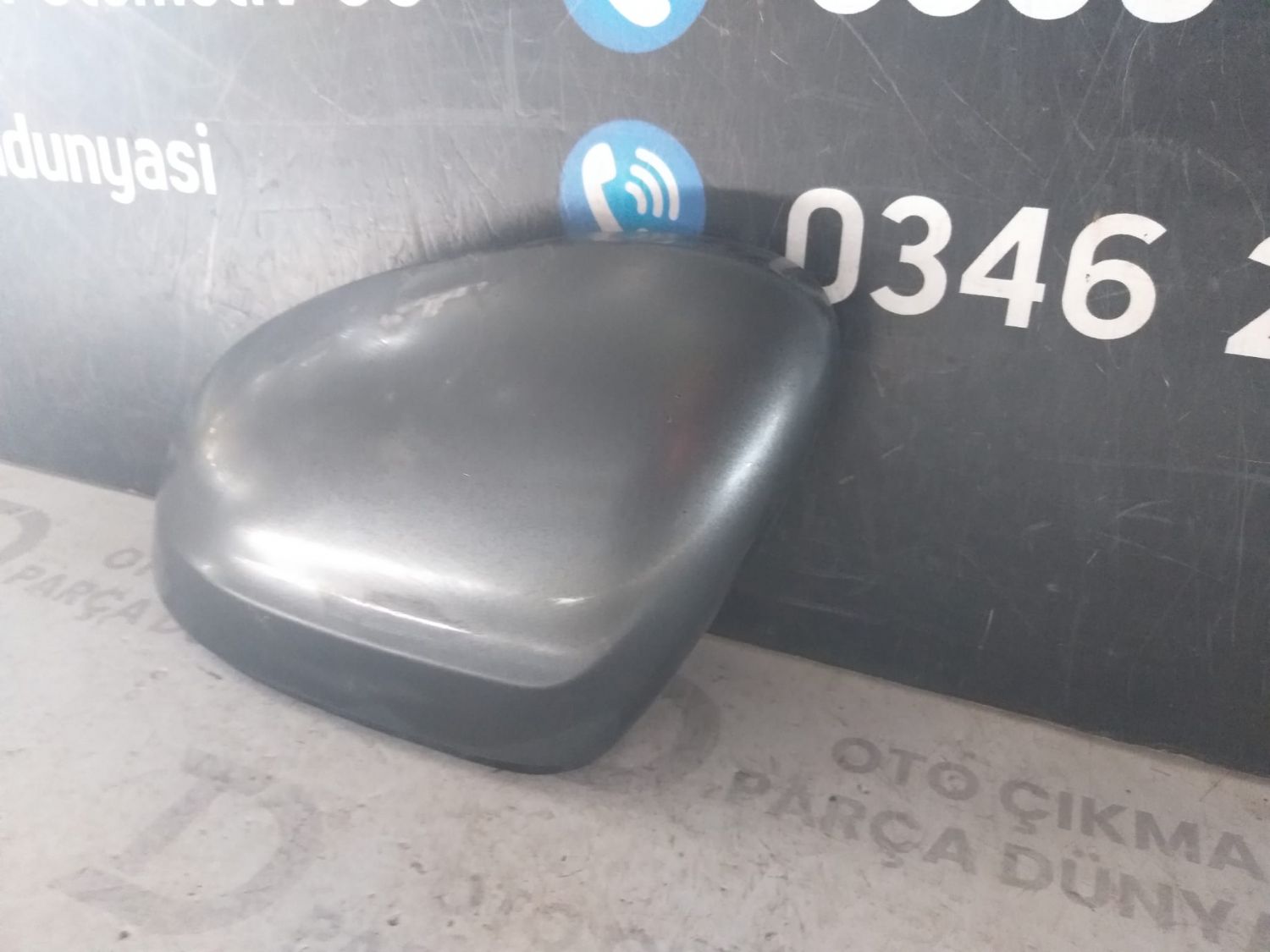 VOLKSWAGEN PASSAT B8 SOL AYNA KAPA�I (15-18)