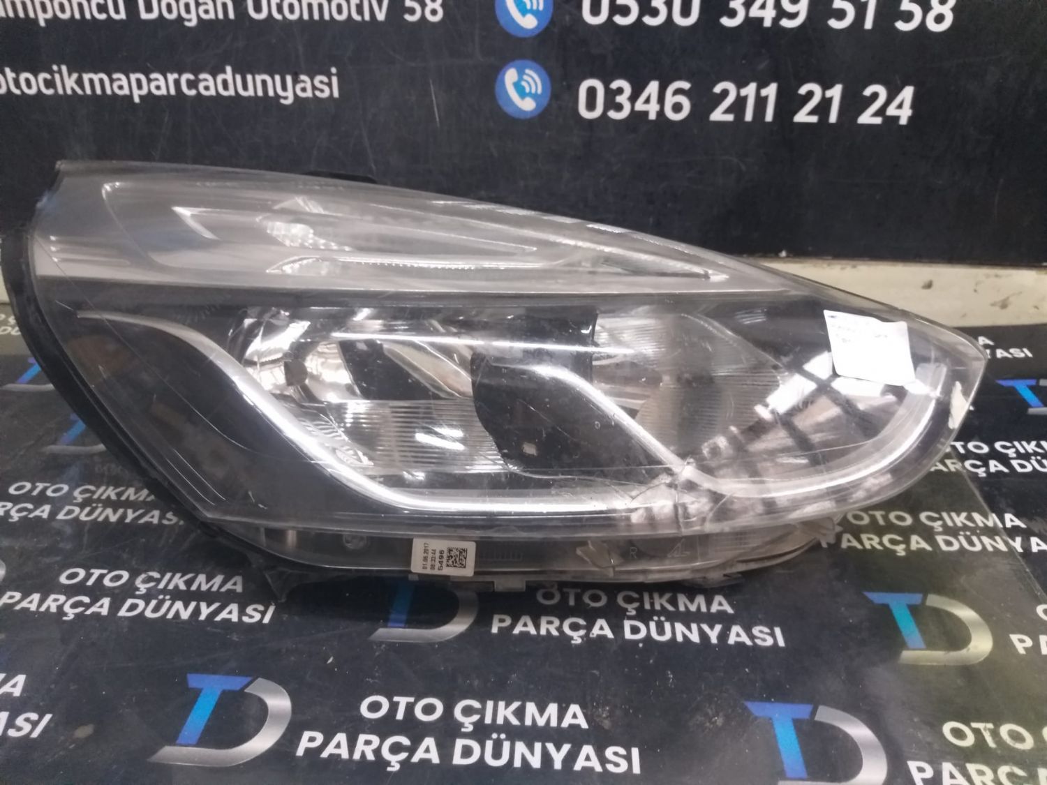 RENAULT CL�O 4 SA� FAR