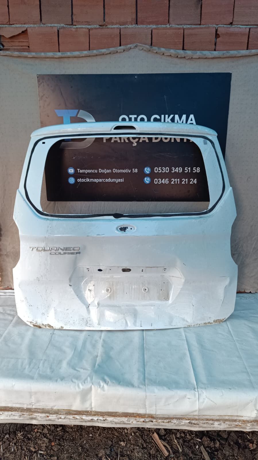 FORD COURER BAGAJ KAPAI 22-24