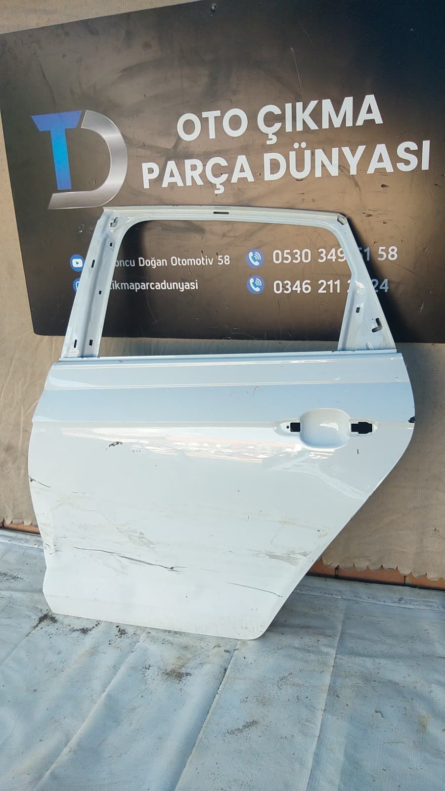 VOLKSWAGEN POLO SOL ARKA KAPI  18-20