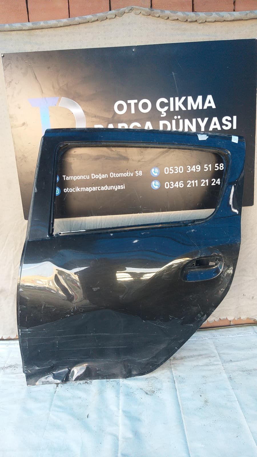 DACA SANDERO SOL ARKA KAPI 19-24