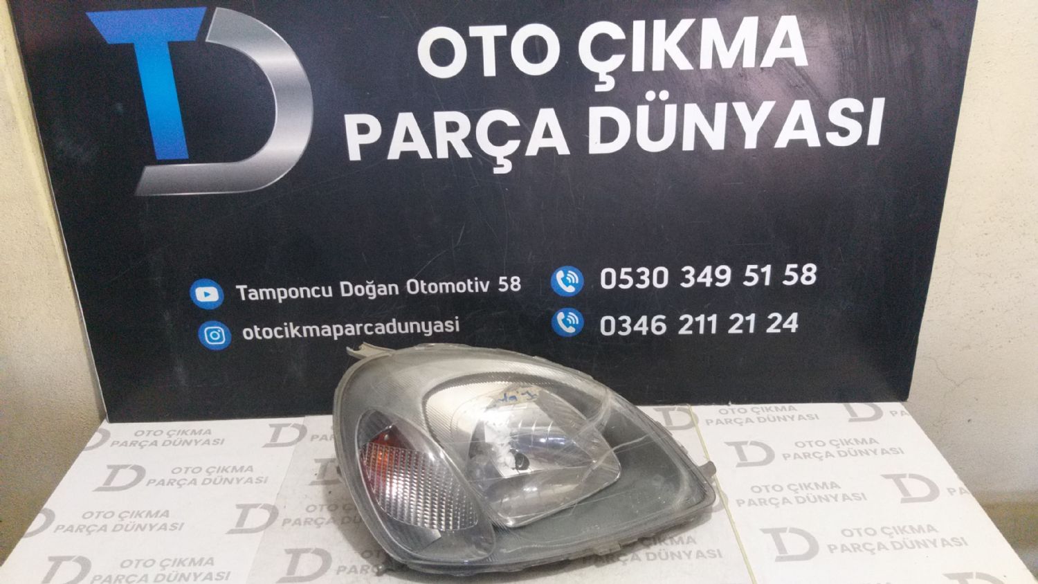 TOYOTA YARİS SAĞ FAR 99-02