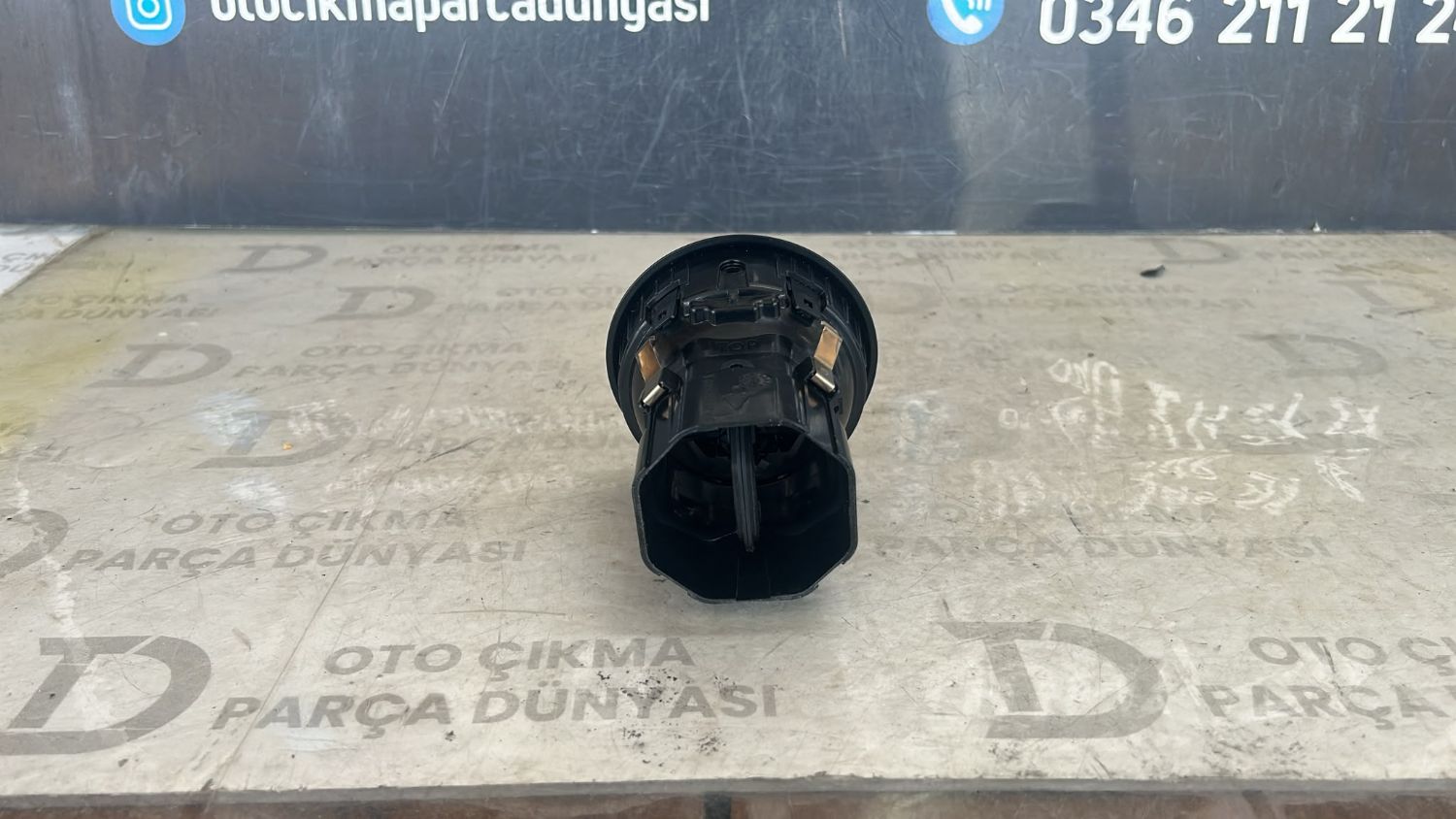 MERCEDES BENZ E SER�S� HAVALANDIRMA IZGARASI