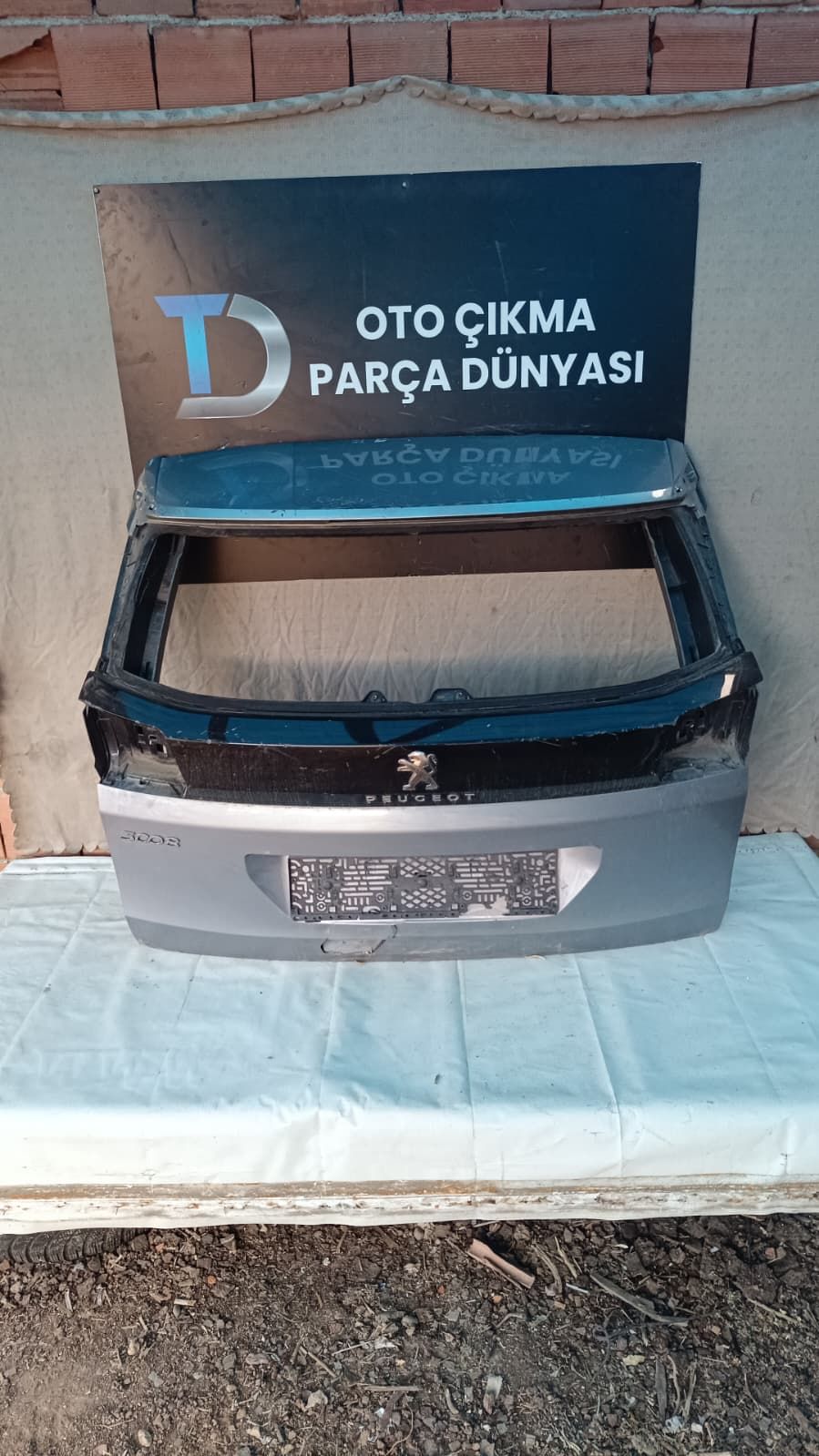 PEUGEOT 3008 BAGAJ KAPAI 18-24