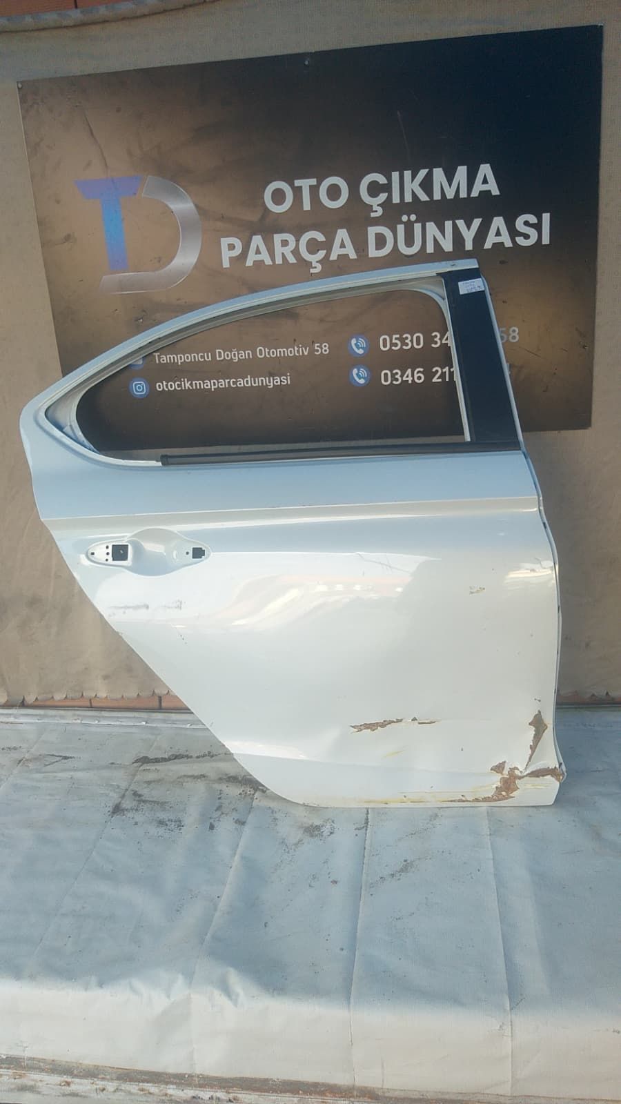 HONDA CİTY SAĞ ARKA KAPI 20-24