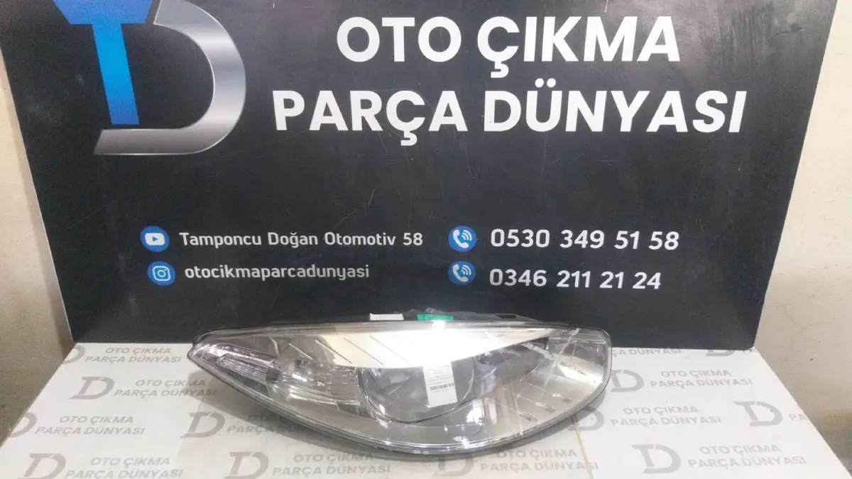 Renault Fluence Sağ Far 10-13