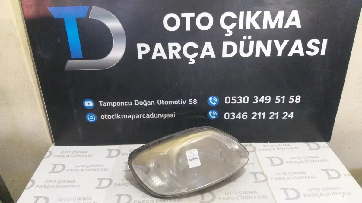 Hyundai Accent Sağ Far 03-05