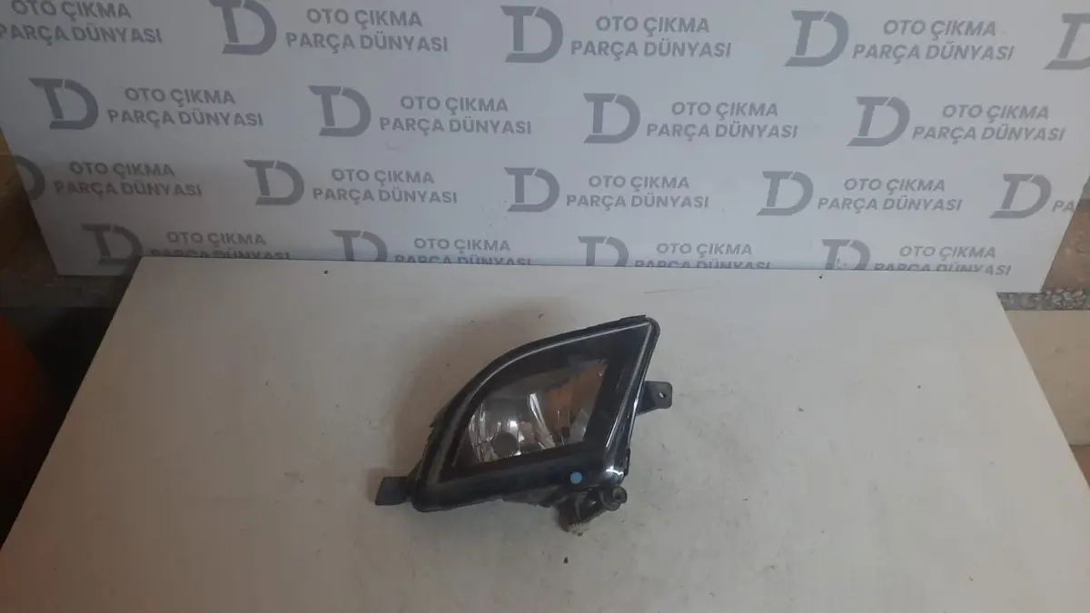 Volkswagen Jetta Sol Sis Farı