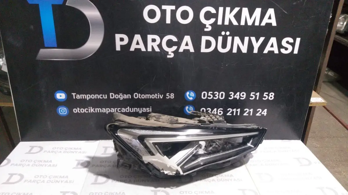 Çupra Sağ Far