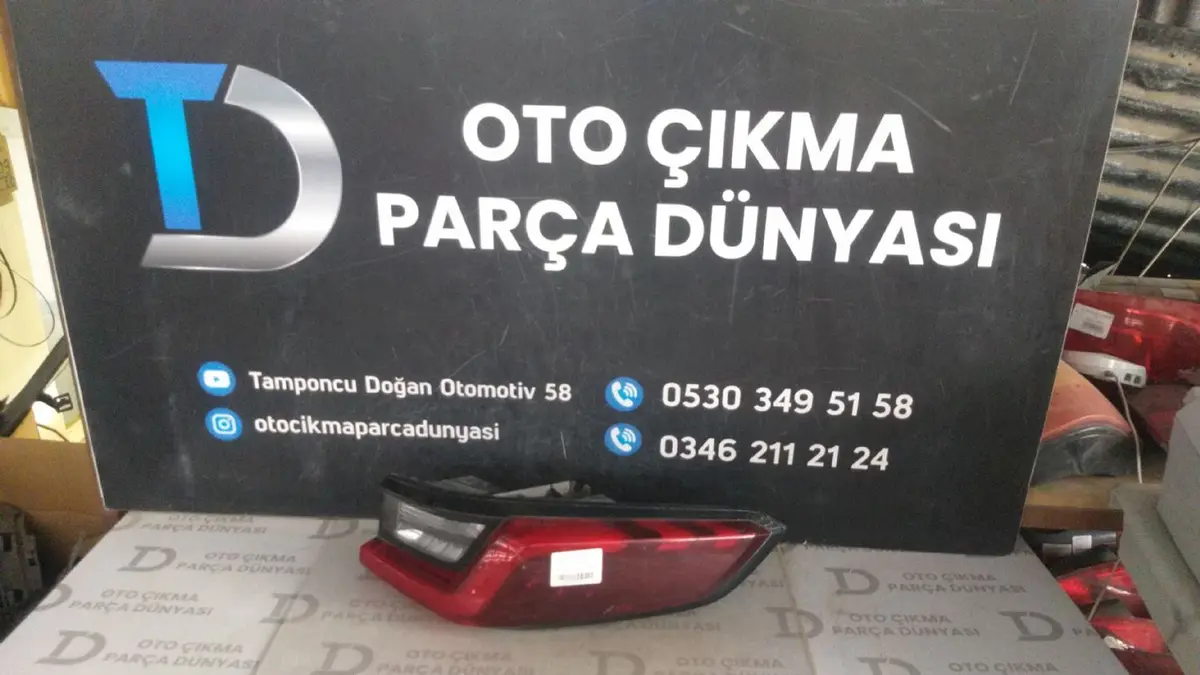 Honda Accord Sağ Stop 20-21