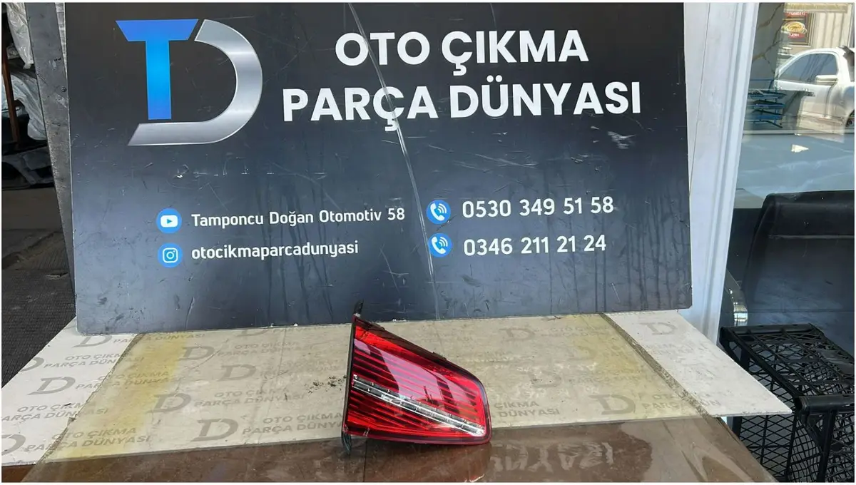 Passat B8 Sol İç Stop