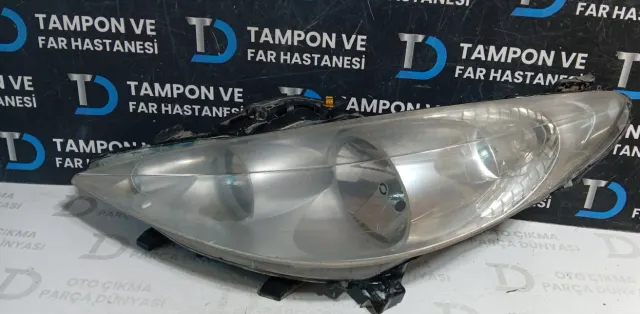 Peugeot 207 Sol Far Camı (06-15)