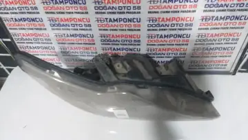 Ford Focus 2 Sağ Far-08