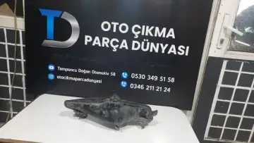 Renault Megane 4 Sağ Tampon Sinyali 17