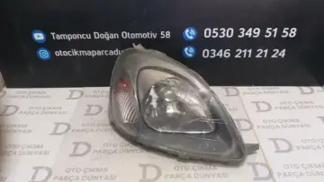 Toyota Yaris Sağ Far 99-02