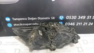 Toyota Auris Sol Far 07-10