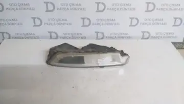 Volkswagen Passat Sağ Sis Farı
