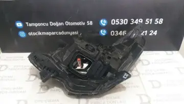Renault Clio 5 Sağ Far