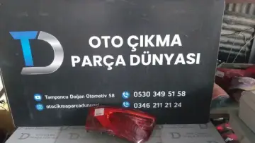 Toyota Auris Sağ Dış Stop