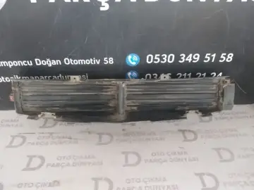 Opel Astra J Panjur Arka Reflektörü